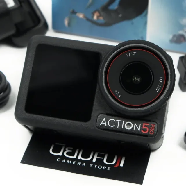 DJI Osmo Action 5 Pro Adventure Combo
