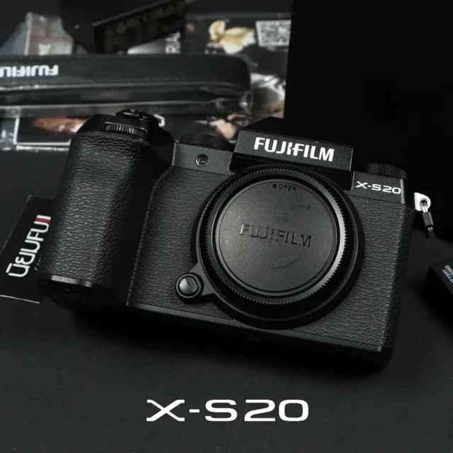 Fujifilm XS20