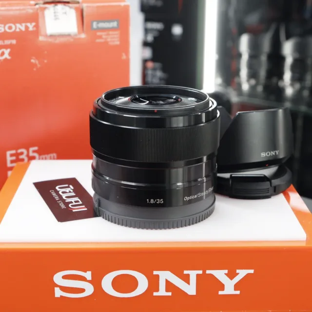 E35mm F1.8 OSS