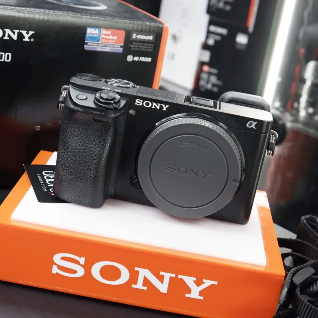Sony A6300