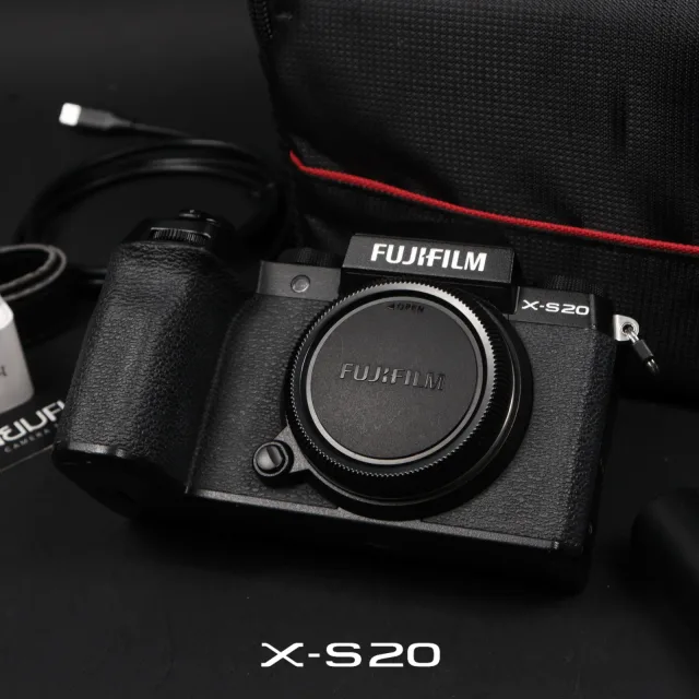 Fujifilm XS20