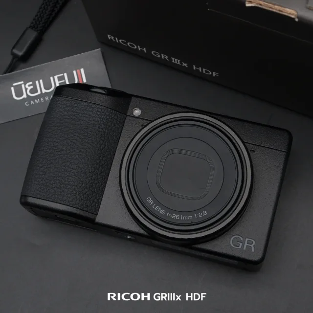 Ricoh GRIIIx HDF