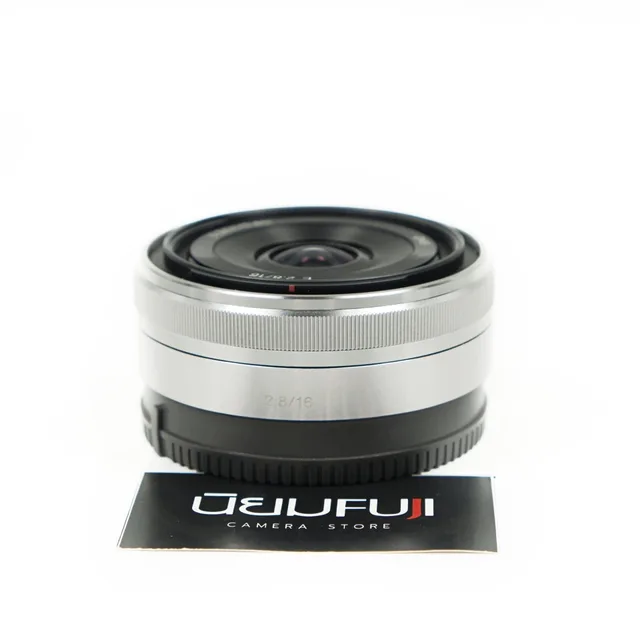 E16mm F2.8