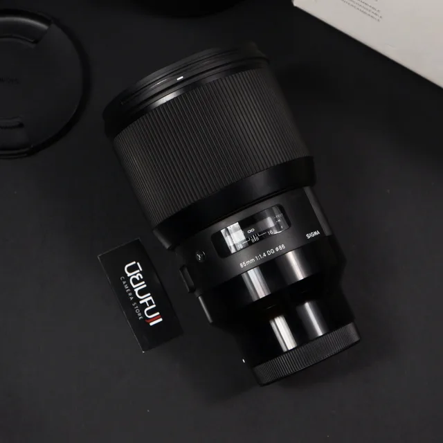 SIGMA 85mm F1.4 DG